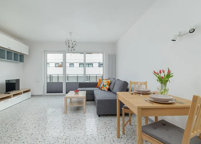 Apartment Bronowicka Cosy By Bookinghost