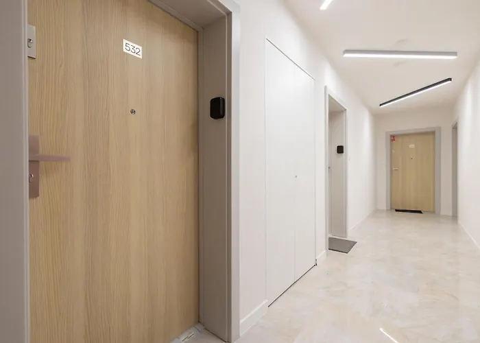 Apartment Bronowicka Cosy By Bookinghost